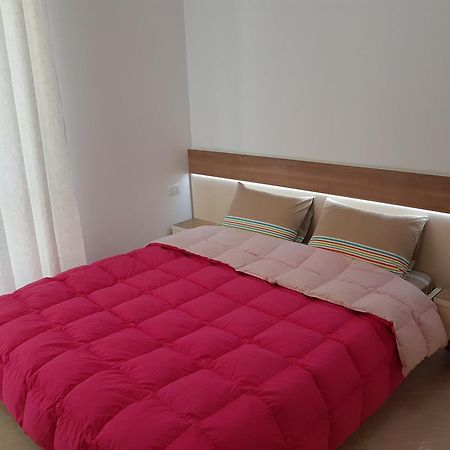 Flori Beach Apartment Radhimë Стая снимка